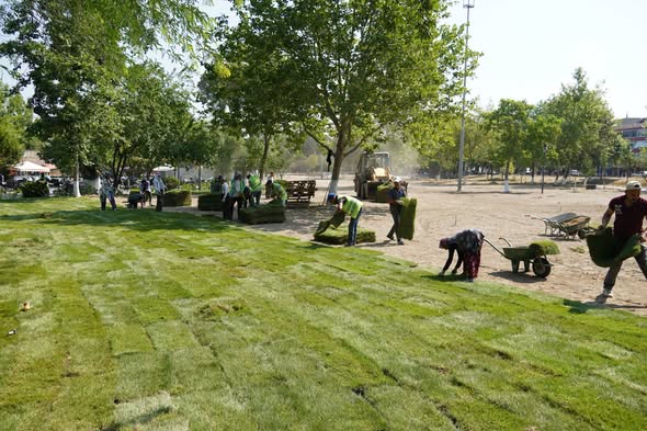 Susurluk Belediyesi, Atatürk Parkı'nı daha modern, estetik ve kullanışlı hale