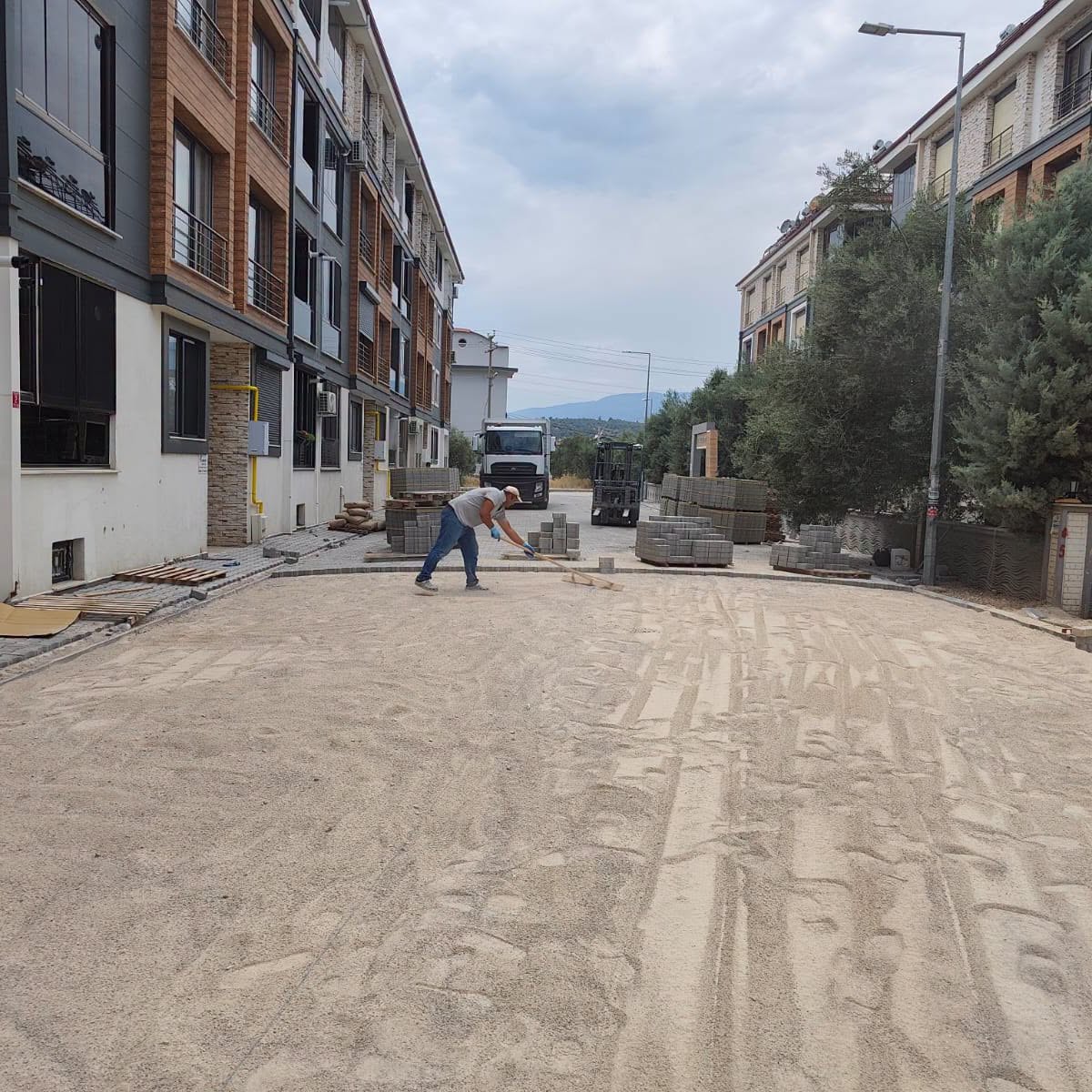 Edremit’e Nefis Bir Dokunuş! 736260994 1689415288776080 184076458551511741 n - Marmara Bölge Gazetesi