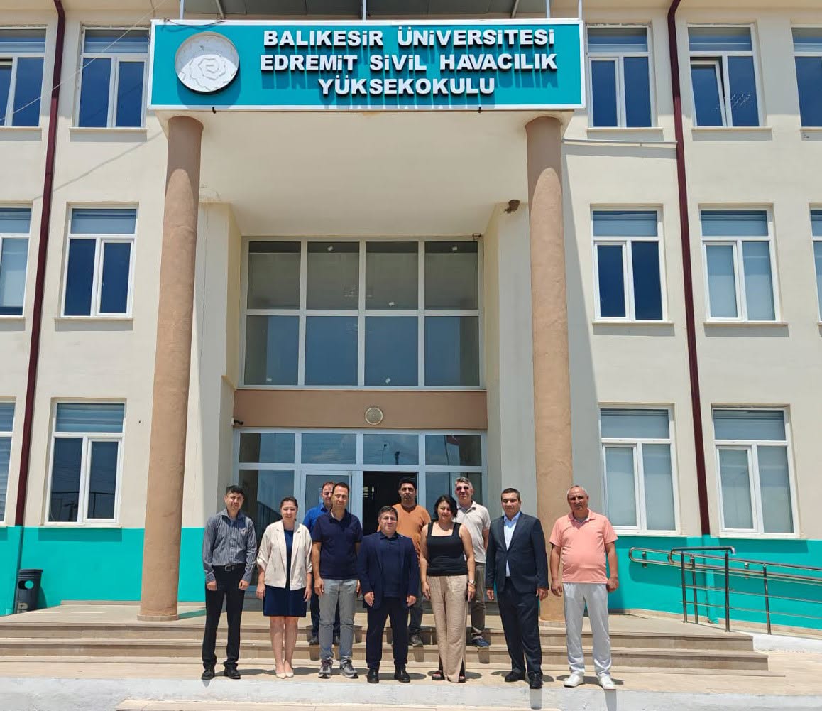 Balıkesir Üniversitesi Rektörü Prof. Dr. Yücel Oğurlu, Edremit Sivil Havacılık