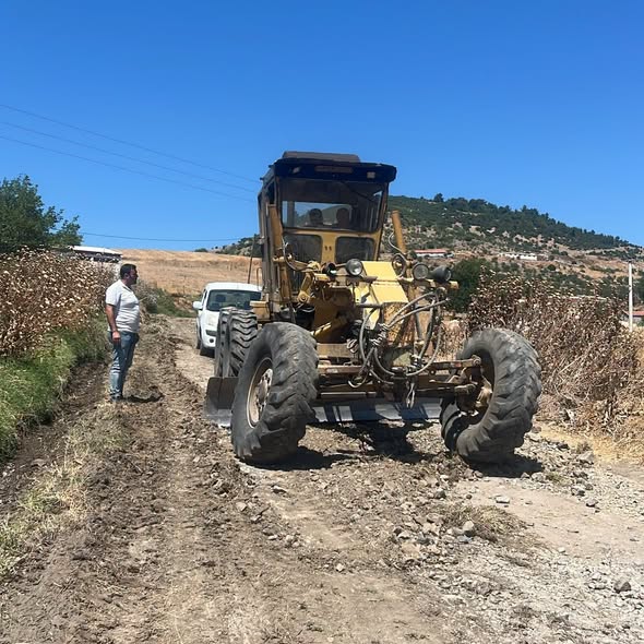 Bigadiç'te Çiftçiye Yol Desteği! 740544487 1601927941268500 992568359266338925 n - Marmara Bölge Gazetesi