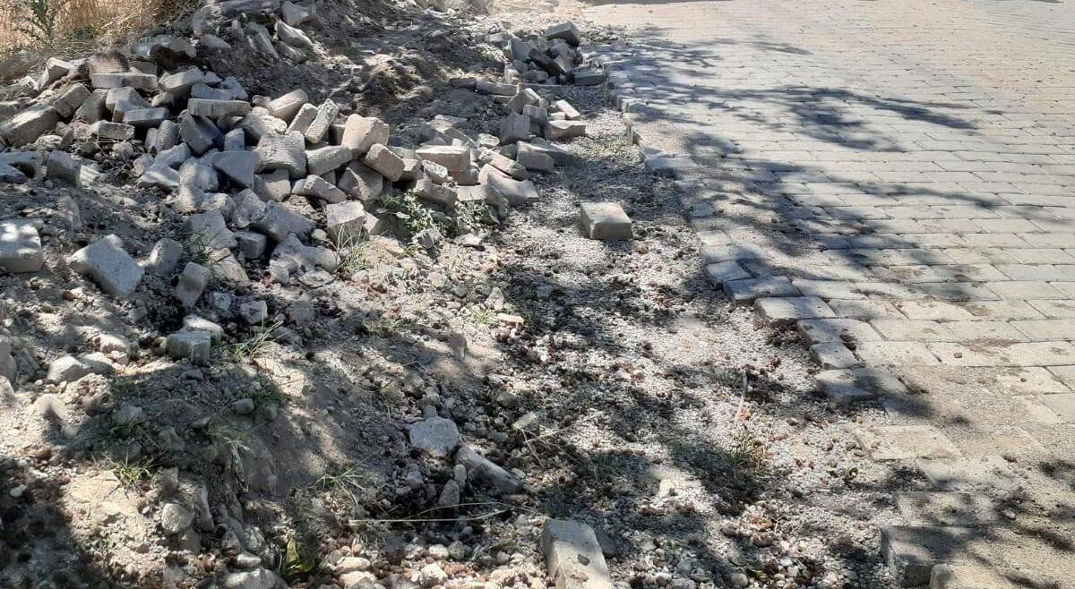 Bigadiç Belediyesi, ilçe genelinde sürdürdüğü bakım ve onarım çalışmaları kapsamında