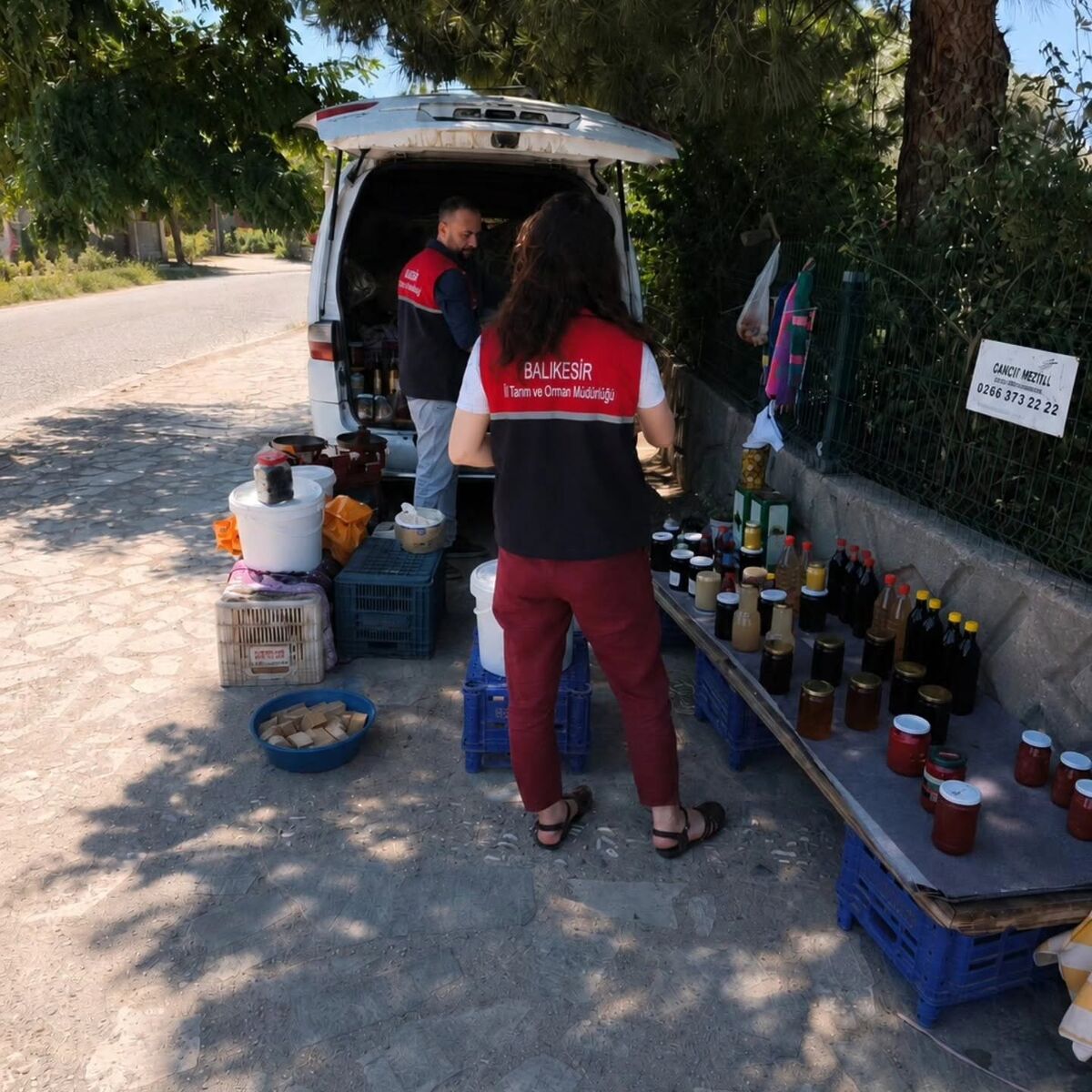 Tatil Bölgesinde Yol Kenarı Gıda Satışlarında Alarm! 741705289 1325554263035374 7679657973044784283 n - Marmara Bölge Gazetesi