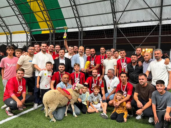 İvrindi’de Final Heyecanı Nefes Kesti 746308596 122226525320335762 2761255403268612411 n - Marmara Bölge Gazetesi