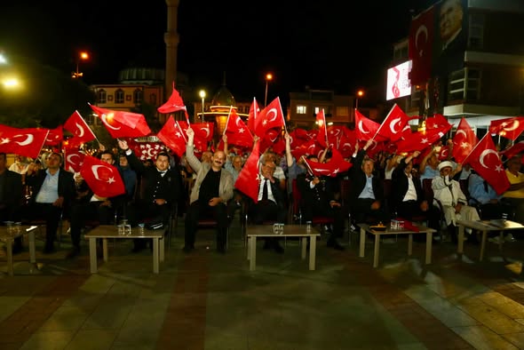 15 Temmuz Demokrasi ve Millî Birlik Günü kapsamında İvrindi’de şehitlik