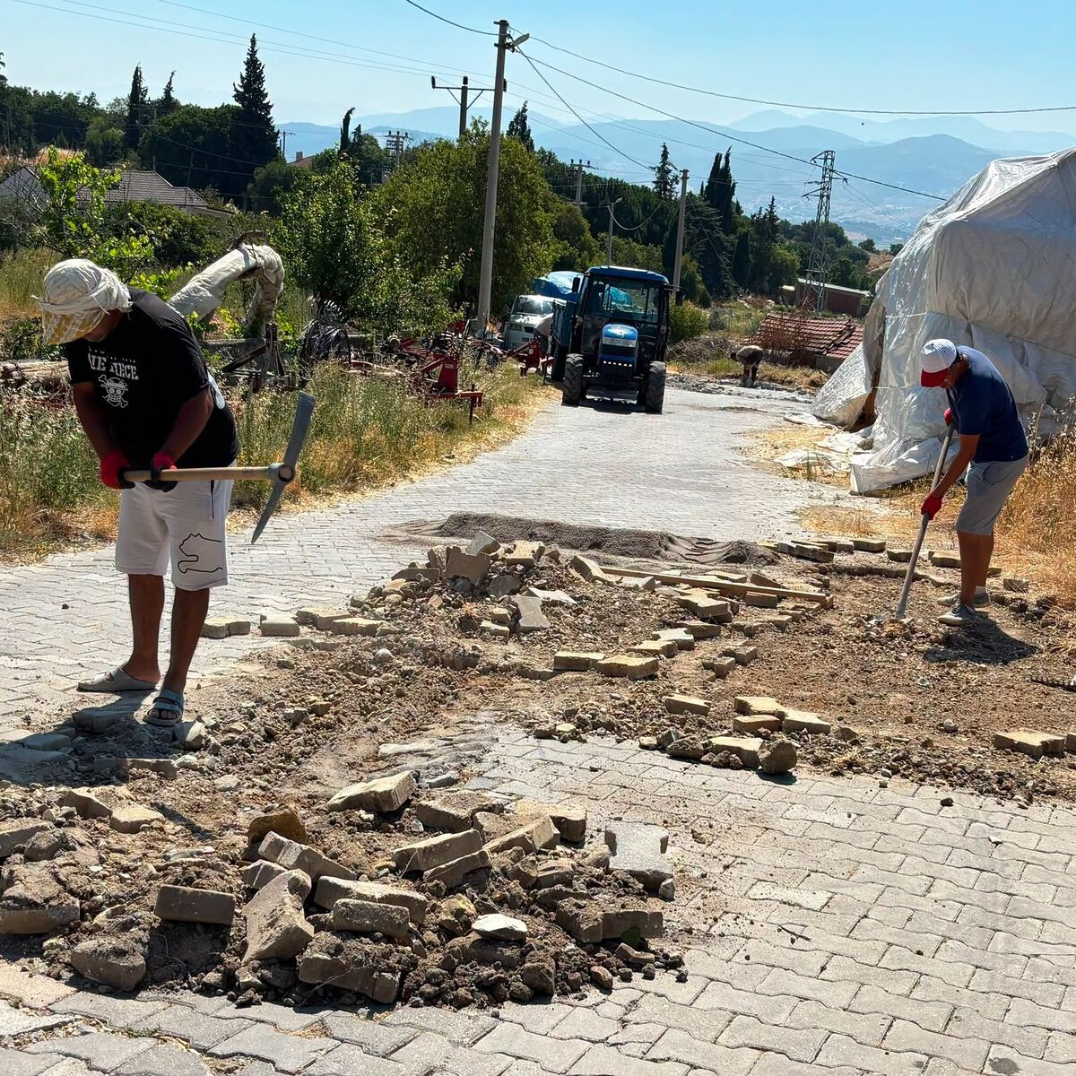 Bigadiç’te Bozuk Yollara Alarm! 746861797 958159757274406 1214799004647932689 n - Marmara Bölge Gazetesi