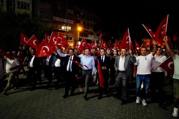 Burhaniye’de 15 Temmuz Şehitleri Dualarla Anıldı 748640223 1194804129481092 7095512660339508035 n - Marmara Bölge Gazetesi