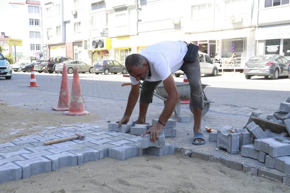 Burhaniye’de Yol Güvenliği Güçleniyor 748648668 1509777327855297 1452412294125342201 n - Marmara Bölge Gazetesi