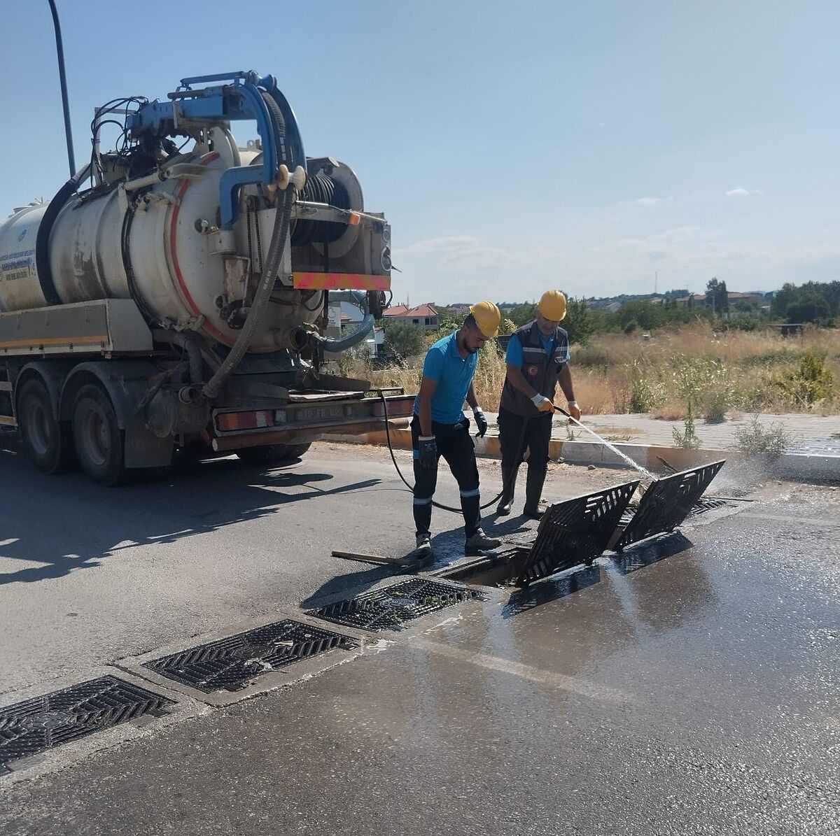 Balıkesir’de Sağanak Alarmı: BASKİ 20 İlçede Harekete Geçti 8969154a f9b7 414d b48f 0b2da58d4861 - Marmara Bölge Gazetesi