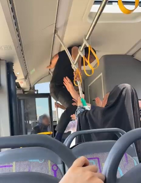 Otobüste Can Pazarı Yaşandı! AW739803 02 - Marmara Bölge Gazetesi