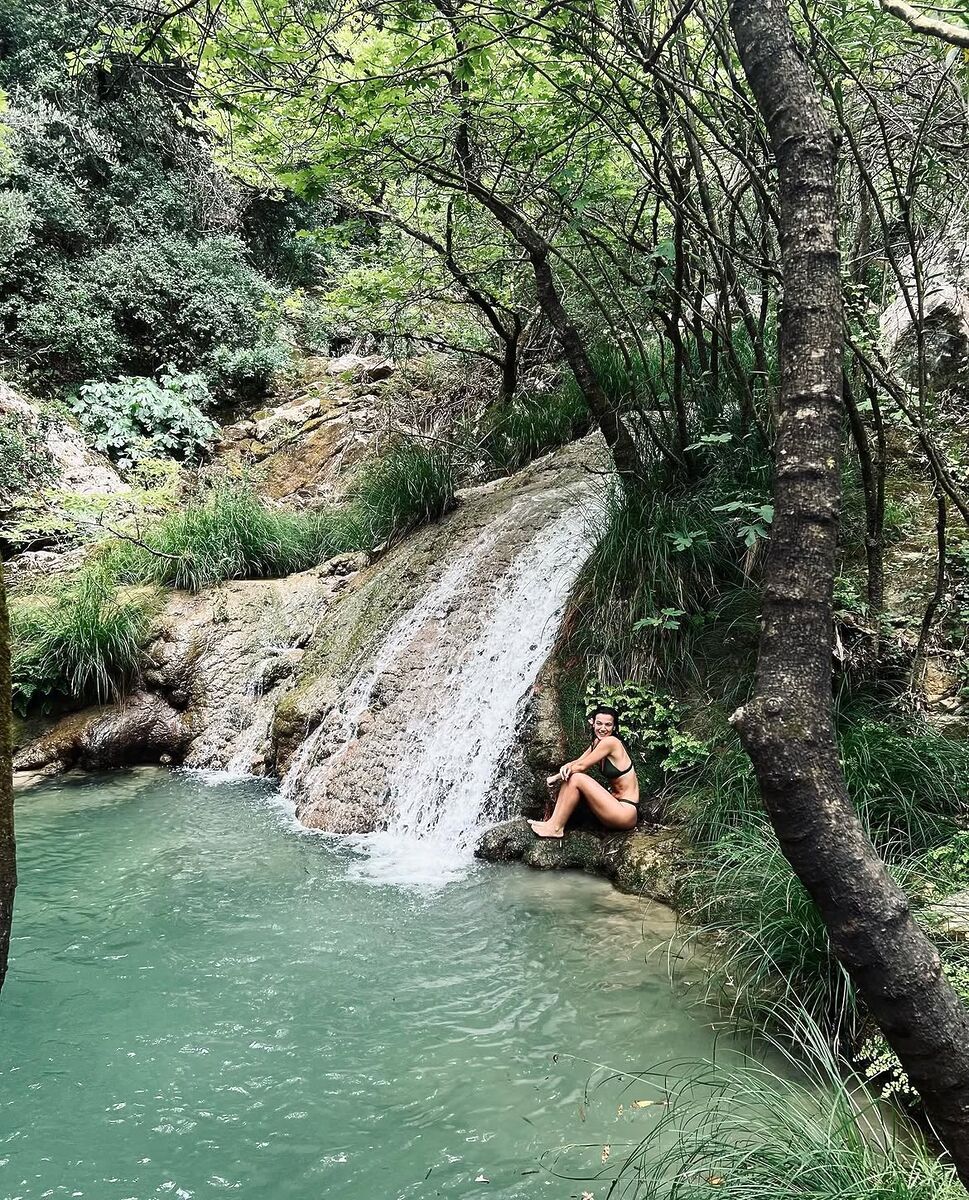 Bikinili Paylasimlariyla Gundem Olan 15 Turk Unlu 36 - Marmara Bölge Gazetesi