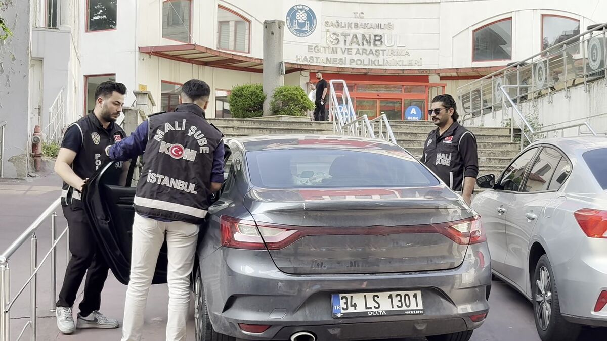 Gözaltına Alınan Haluk Levent’in İlk Görüntüleri Ortaya Çıktı Gozaltina Alinan Haluk Leventin Ilk Goruntuleri Ortaya Cikti 1 - Marmara Bölge Gazetesi