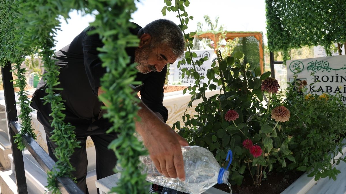 Rojin Kabaiş’in Kıyafetlerinde DNA İncelemesi Yapılmadığı Ortaya Çıktı Rojin Kabaisin Kiyafetlerinde DNA Incelemesi Yapilmadigi Ortaya Cikti 8 - Marmara Bölge Gazetesi