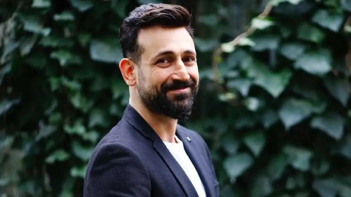Kimisi Açıkça Söyledi Kimisi İddiaları Reddetti: İşte Protez Saç Kullandığı Söylenen Ünlüler Sinan Caliskanoglu - Marmara Bölge Gazetesi