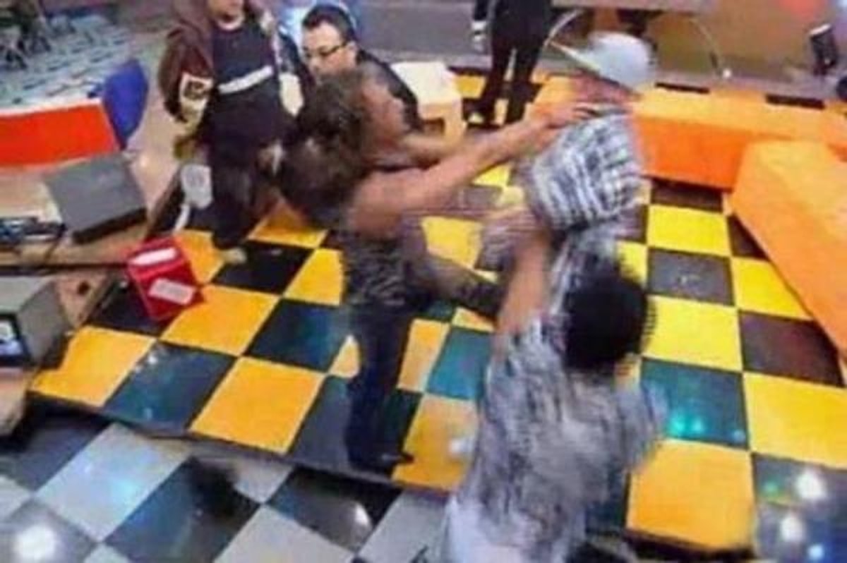 Turk Televizyon Tarihine Damga Vuran Canli Yayin Skandallari Tokatlar Kavgalar ve Unutulmayan Gaflar 12 - Marmara Bölge Gazetesi