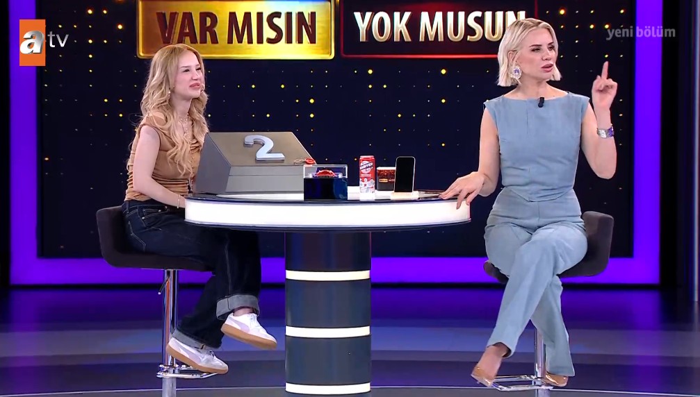 Atv ekranlarında Esra Erol’un sunumuyla izleyiciyle buluşan Var Mısın Yok