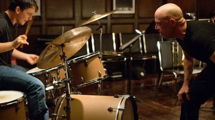 Whiplash - Marmara Bölge Gazetesi