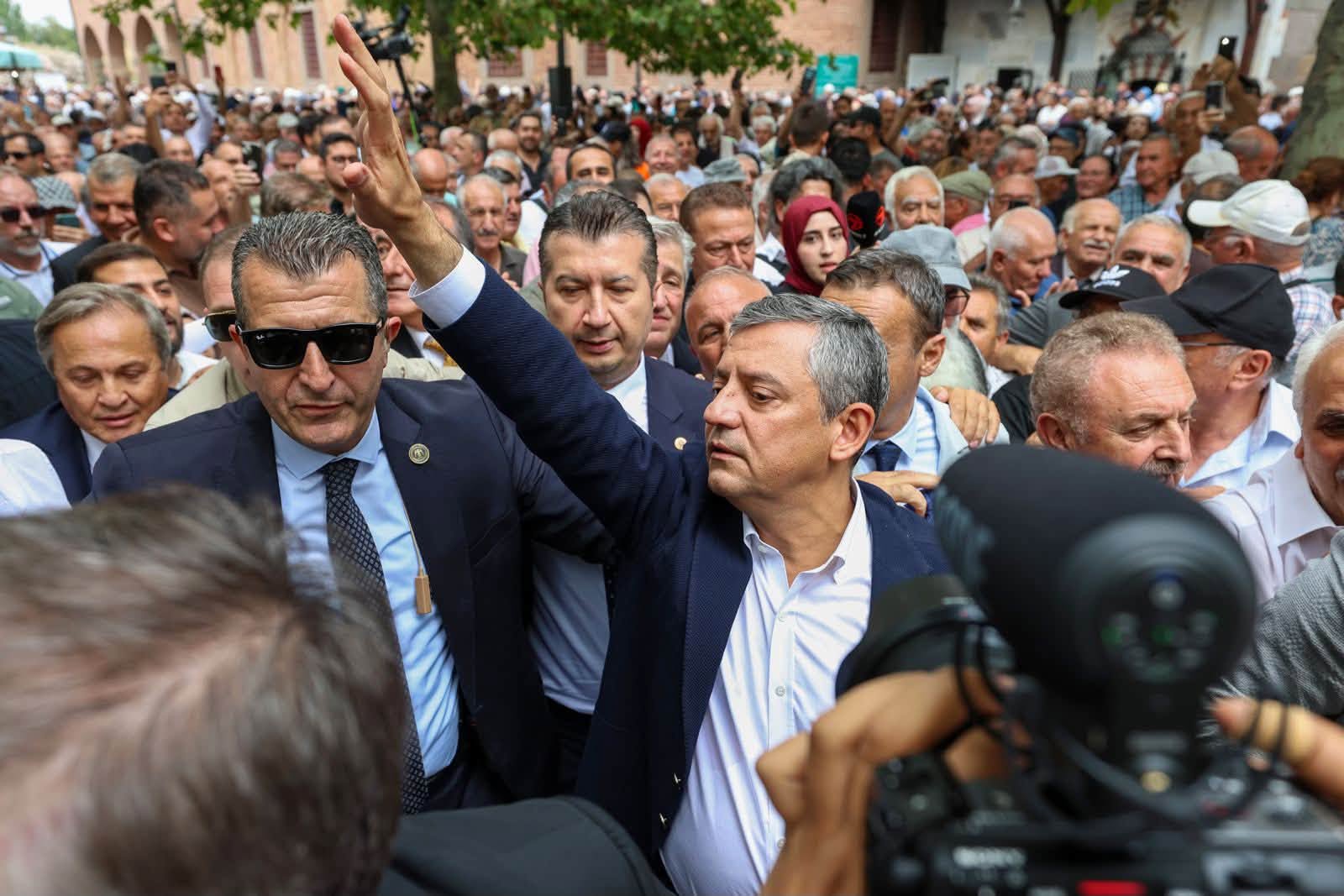 YENİ Parti’nin Yönetim Kadrosu Belli Oldu: PM ve YDK Üyeleri Açıklandı YENI PARTI 7 - Marmara Bölge Gazetesi
