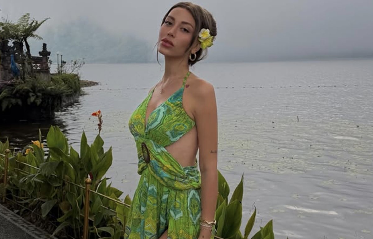 Sosyal medya fenomeni Mika Raun, tahliyesinin ardından sevgilisiyle çıktığı Bali