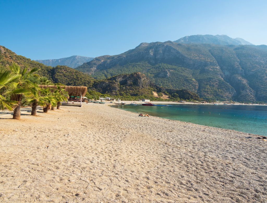 Turkuaz Deniz ile Çam Ormanlarının Buluştuğu Eşsiz Tatil Rotası shutterstock 2559081917 1024x779 1 - Marmara Bölge Gazetesi
