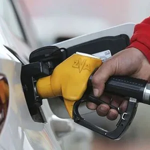 Brent petrol fiyatları, döviz kurundaki hareketlilik ve vergi düzenlemeleri akaryakıt