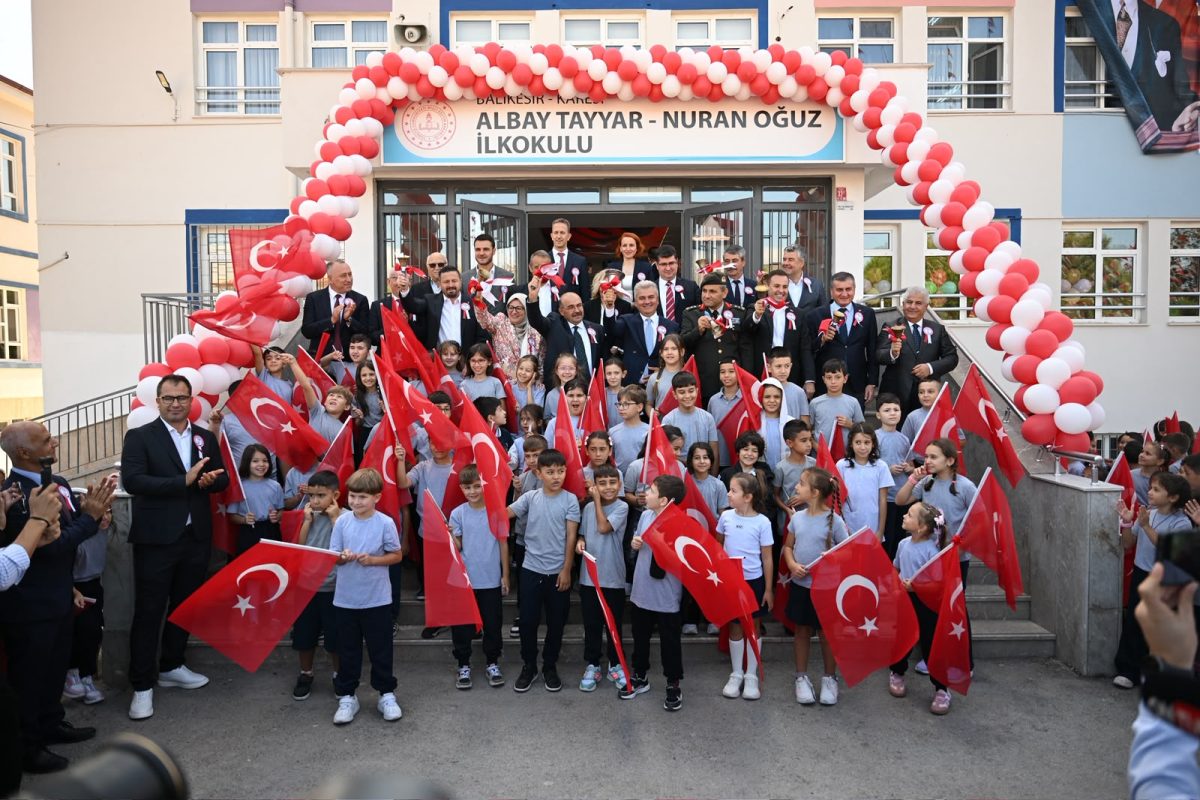 Balıkesir’de 2026-2027 eğitim öğretim yılının başlaması dolayısıyla düzenlenen İlköğretim Haftası